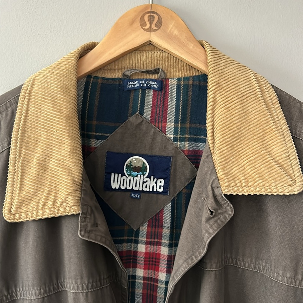 Vintage Woodlake Barn Coat Chore Jacket Size XL Brown Cotton Tan Corduroy - Picture 2 of 10